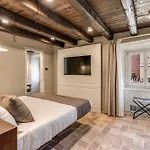 Pensionat Madonna Del Pantheon 4*