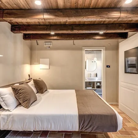 Madonna Del Pantheon