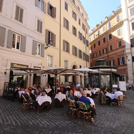 Madonna Del Pantheon 4*