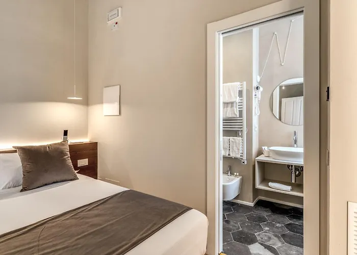 Madonna Del Pantheon 4*